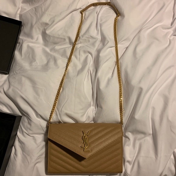 YSL Saint Laurent Monogram Chain Wallet - Picture 2 of 7